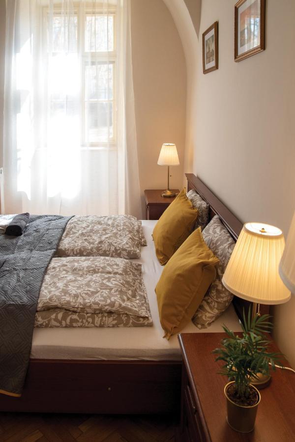 Theatroom Apartman เอ็กเกอร์ ภายนอก รูปภาพ