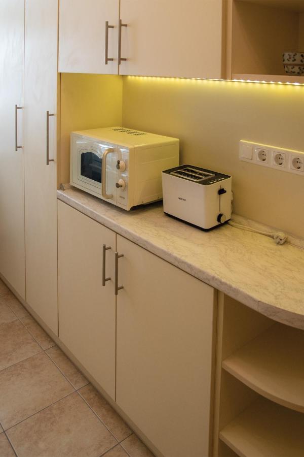 Theatroom Apartman เอ็กเกอร์ ภายนอก รูปภาพ
